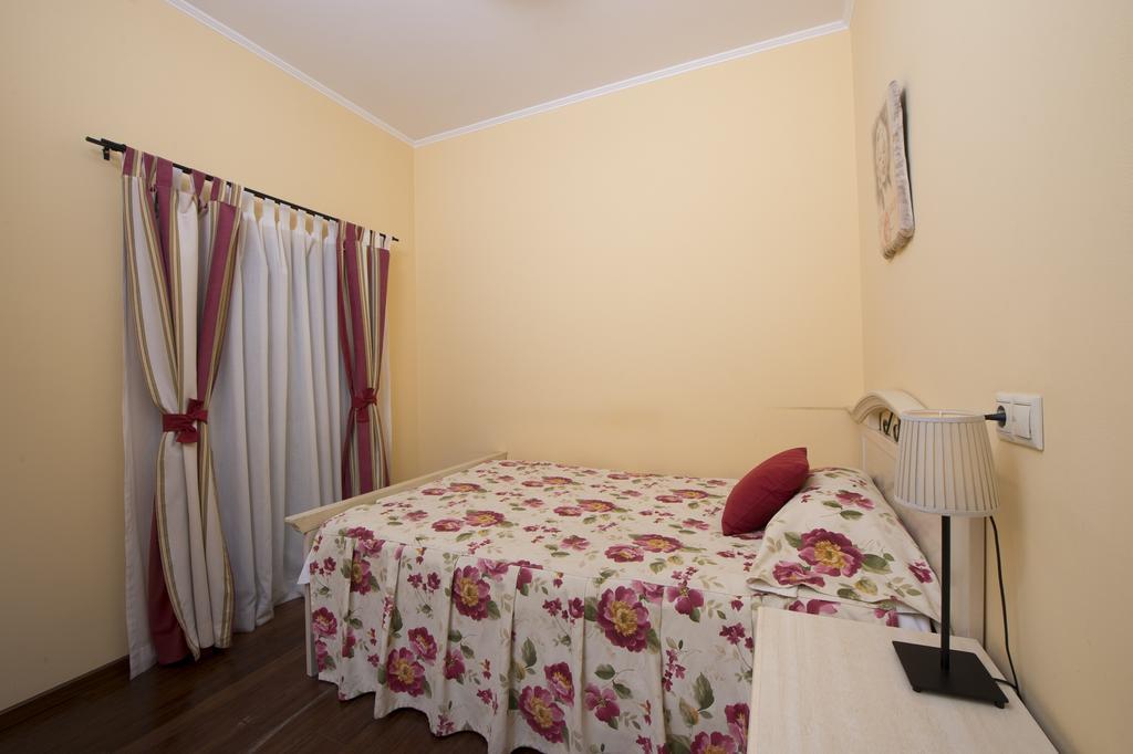 Park Villa - Boutique Hotel Timişoara Exterior foto